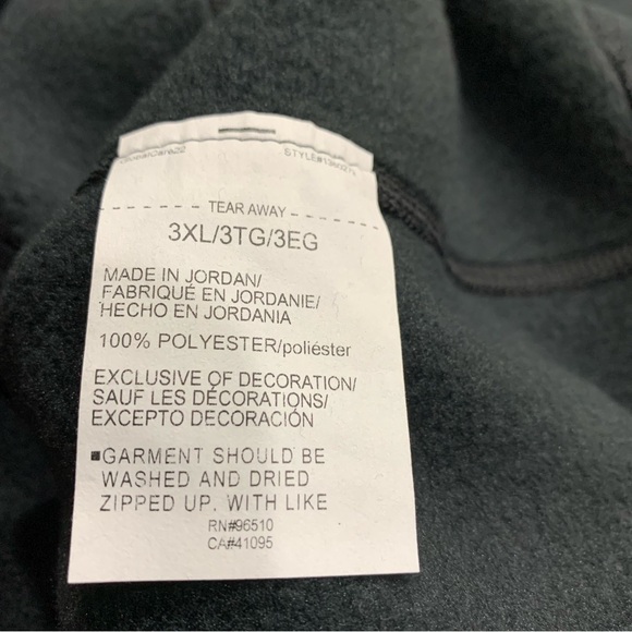 Under Armour Specialist Black Vest Men’s 3XL
NWT - Picture 11 of 12